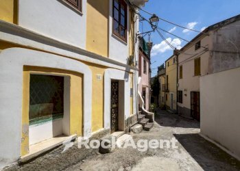 Cortile interno - One-room apartment vicolo II Agricoltori, Catanzaro - photo 1