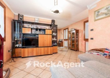 Salone - Casa indipendente via Argine Sinistro, 5, Correzzola - foto 3