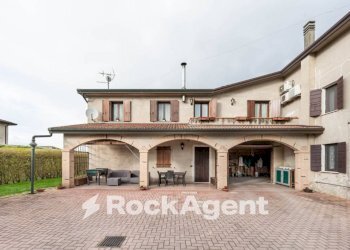 Facciata - Casa indipendente via Argine Sinistro, 5, Correzzola - foto 15