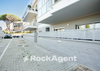 Box auto - One-room apartment via Ildebrando della Giovanna, 81, Roma (neighborhood Massimina) - photo 27