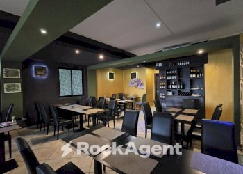 Interno non residenziale - Ristorante piazza Cesare Terranova, Parabita - foto 14