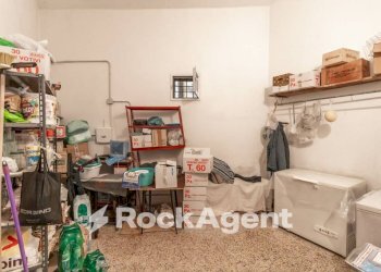 Ripostiglio - Four-room apartment via Fabio Filzi, 35, Gravina in Puglia - photo 22