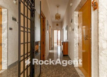 Corridoio - Four-room apartment via Fabio Filzi, 35, Gravina in Puglia - photo 25