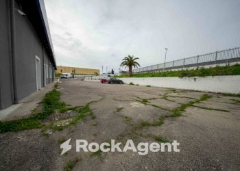 Cortile interno - Shed strada 1, 85, Sassari - photo 19
