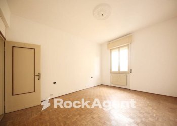 Camera da letto - Quadrilocale via Santa Maria Assunta di Nervi, Genova (zona Quarto) - foto 27