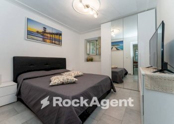 Camera da letto - Bilocale via Vittorio Emanuele Orlando, 32, Catania - foto 12