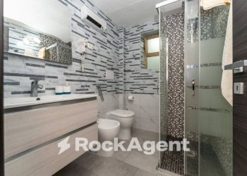 Bagno - Bilocale via Vittorio Emanuele Orlando, 32, Catania - foto 15