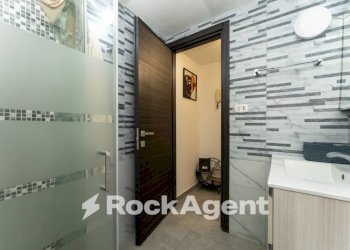 Bagno - Bilocale via Vittorio Emanuele Orlando, 32, Catania - foto 19