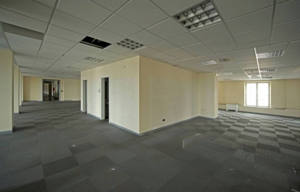 Interno non residenziale - Ufficio via Antica Fiumara, 3, Genova (zona Sampierdarena) - foto 1