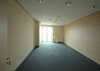 Stanza non arredata - Ufficio via Antica Fiumara, 3, Genova (zona Sampierdarena) - foto 6