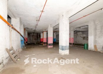 Magazzino - Garage - Autosilos - Parcheggio via Pietro Maroncelli, 2-6, Catania - foto 11