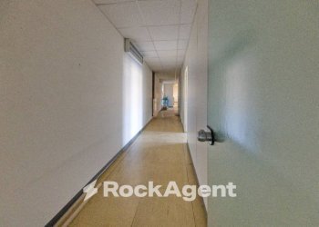 Corridoio - Negozio via Teglia, 89, Genova (zona Bolzaneto) - foto 19