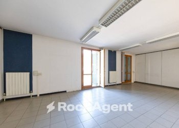 Ufficio - Negozio via Teglia, 89, Genova (zona Bolzaneto) - foto 23
