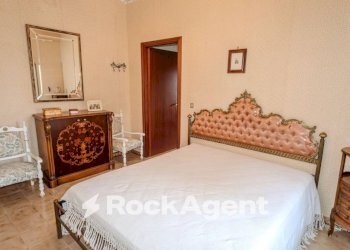 Camera da letto - Bilocale via Monaldesca, 28, Onano - foto 10