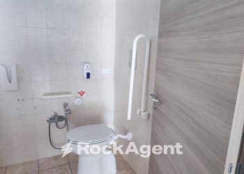 Bagno - Negozio via del Villino, Alanno - foto 13