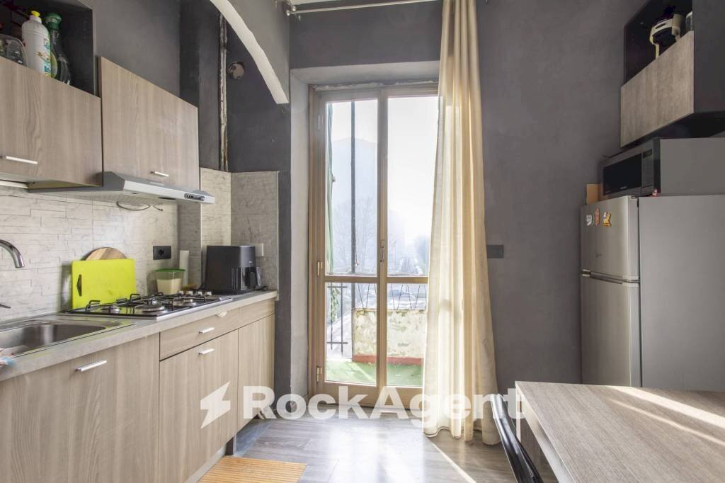 Cucina - Appartamento via Gaspero Barbera, 30, Torino (zona Mirafiori Sud) - foto 1