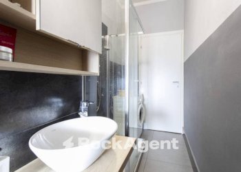 Bagno - Appartamento via Gaspero Barbera, 30, Torino (zona Mirafiori Sud) - foto 15