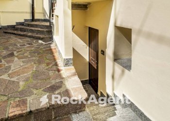 Interno palazzo - Quadrilocale Frazione Camolino, Montesegale - foto 27