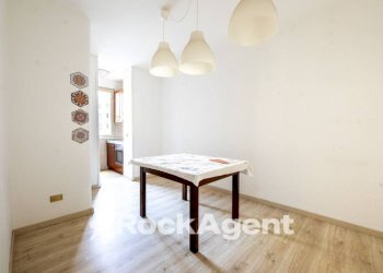 Salone - Trilocale Roma (zona Centro Storico) - foto 10