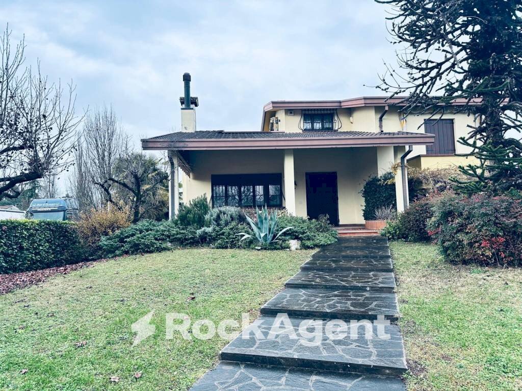 Giardino - Villa via 1ª Strada, 1, Fiesso d'Artico - photo 2