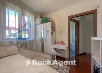 Camera da letto - Villa a Schiera via delle Industrie, 13, Osio Sotto - foto 14