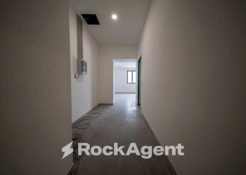 Corridoio - Shed via Predda Niedda Strada 1, 85, Sassari - photo 11