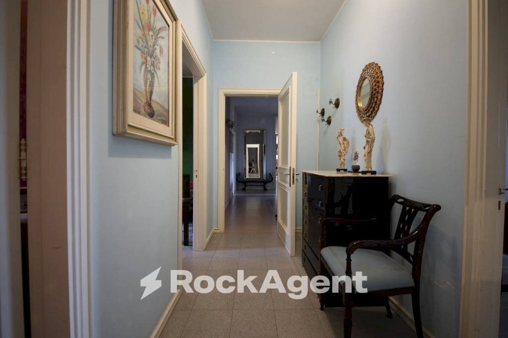 Corridoio - Villa via Evangelista Torricelli, 5, Copertino - foto 2