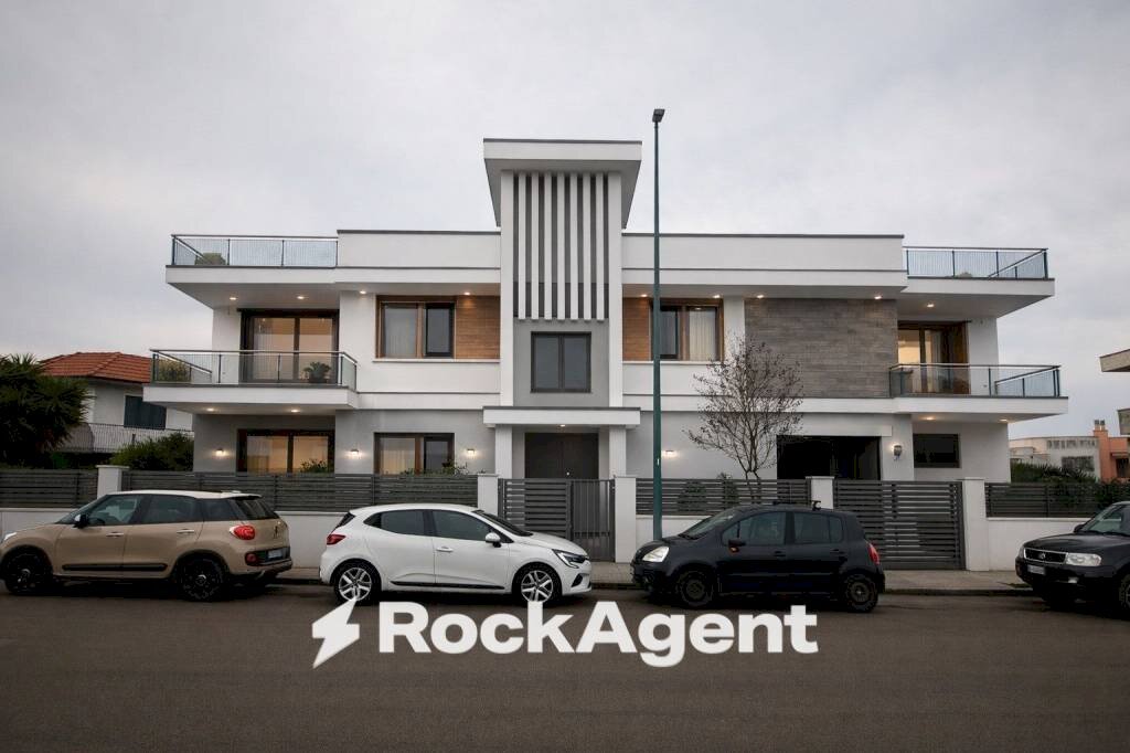 Facciata - Villa via Evangelista Torricelli, 5, Copertino - foto 3