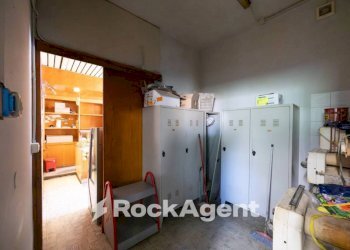 Disimpegno - Shop via per Camaiore, Lucca - photo 12