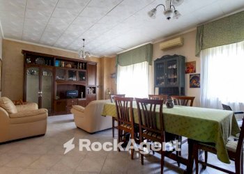 Salone - Villa via Angitola, 56, Catanzaro - foto 3