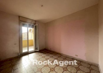 Camera da letto - Appartamento via Napoli Achille, 9, Salerno - foto 18