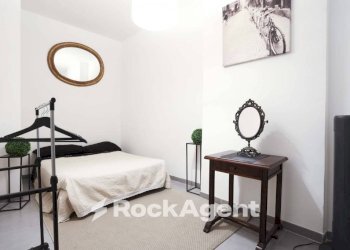 Camera da letto - Quadrilocale vico San Maria Ad Agnone, 18, Napoli - foto 15