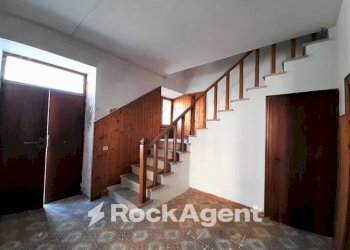 Interno palazzo - Trilocale via Cavour, 1, Acquapendente - foto 7