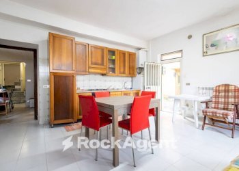 Cucina - Trilocale via Giacomo Matteotti, 20, Caraffa di Catanzaro - foto 12