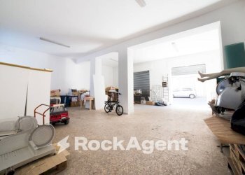 Magazzino - Negozio via Pacinotti, 21-23, Acireale - foto 1