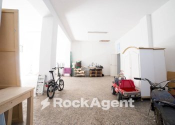 Magazzino - Negozio via Pacinotti, 21-23, Acireale - foto 3