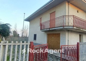 Facciata - Villa a Schiera viale dei Mille, 31, Mede - foto 30