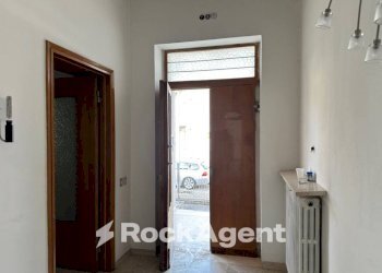 Corridoio - Villa via G. Garibaldi, 205, Torre De' Passeri - foto 3