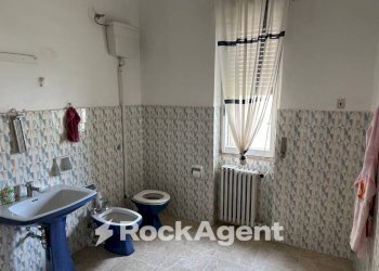 Bagno - Villa via G. Garibaldi, 205, Torre De' Passeri - foto 16