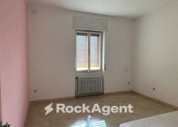 Camera da letto - Villa via G. Garibaldi, 205, Torre De' Passeri - foto 19