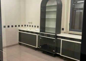 Ufficio - Shop via Cremonese, Parma - photo 13