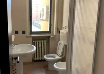 Bagno - Shop via Cremonese, Parma - photo 14