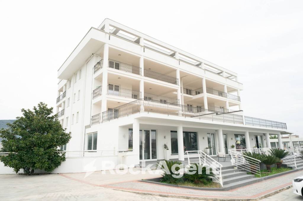 Facciata - Altro Maddaloni - foto 2