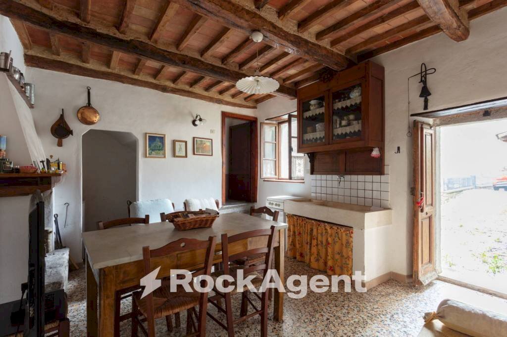 Salone - Rustico Località Grappolini, 72, Arcidosso - foto 1