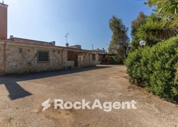 Cortile interno - Villa strada Provinciale 107, Giovinazzo - foto 28