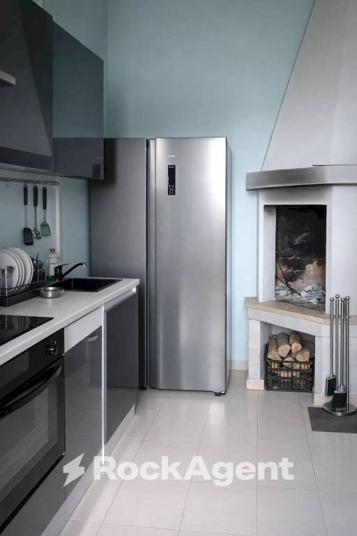 Cucina - Trilocale via Primitivo A., 51, Galatone - foto 1