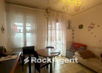 Salone - Bilocale via Agostino Paradisi, 16, Reggio nell'Emilia - foto 1