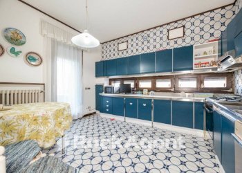 Cucina - Villa via Torino, 20, Selvazzano Dentro - photo 8