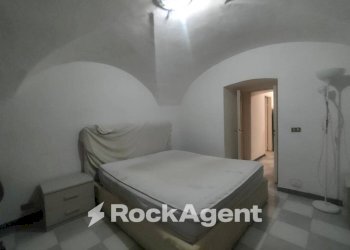 Camera da letto - Bilocale via E. A. Pantano, 87, Catania - foto 14