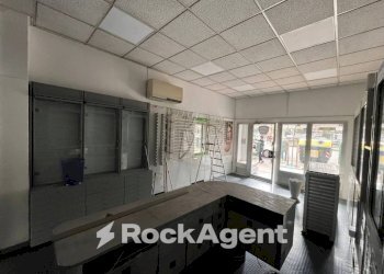 Interno non residenziale - Negozio via Prenestina, 429, Roma - foto 4